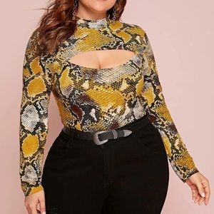 Snake print long sleeve